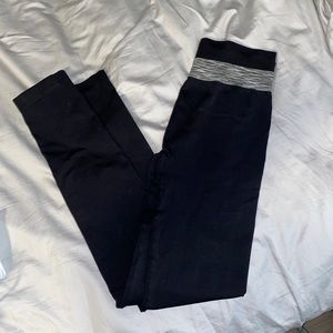 Aerie Black/Grey Stripe Banded Leggings